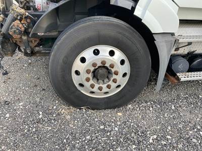 Meritor FF961 Front Axle Assembly for a Volvo VNL