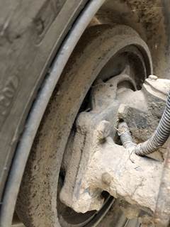 Meritor FF961 Front Axle Assembly for a Freightliner FLD112