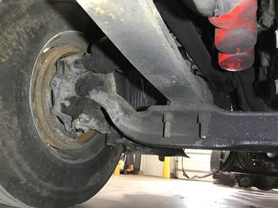 Meritor FF961 Front Axle Assembly for a Volvo VNL