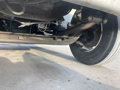 Meritor FF961 Front Axle Assembly for a International 8100