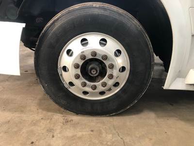 Meritor FF961 Front Axle Assembly for a Volvo VNL