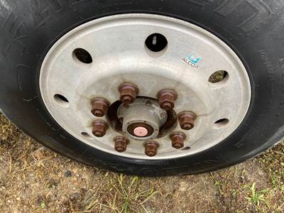 Meritor FF961 Front Axle Assembly for a International 9200