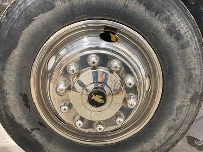 Meritor FF961 Front Axle Assembly for a Freightliner FL70