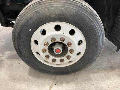 Meritor FF961 Front Axle Assembly for a Volvo VNL