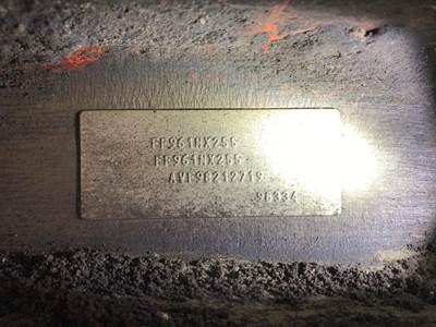 Meritor FF961 Front Axle Assembly for a Kenworth T800