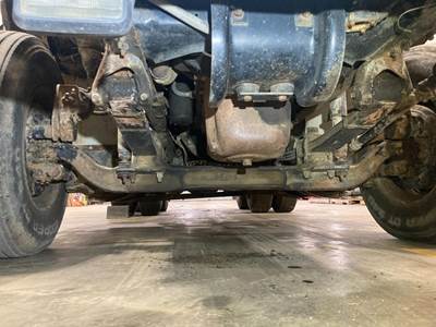 Meritor FF961 Front Axle Assembly for a Volvo WG