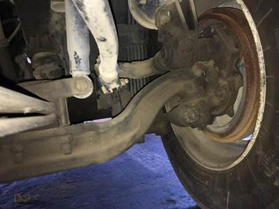 Meritor FF961 Front Axle Assembly for a Volvo VNM