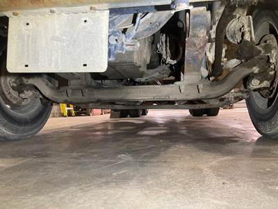 Meritor FF961 Front Axle Assembly for a Freightliner FL112