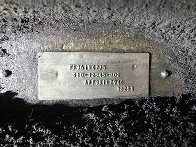 Meritor FF961 Front Axle Assembly for a Freightliner FL112