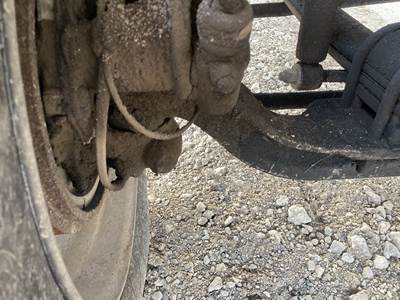 Meritor FF961 Front Axle Assembly for a Freightliner FL112