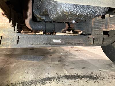 Meritor FF961 Front Axle Assembly for a Freightliner FL70