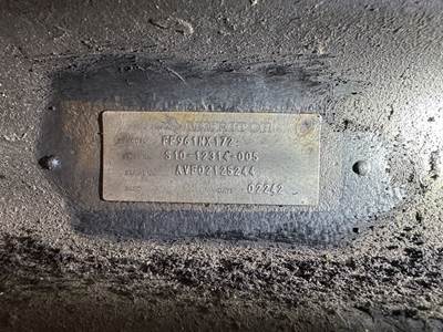 Meritor FF961 Front Axle Assembly for a Freightliner FL70