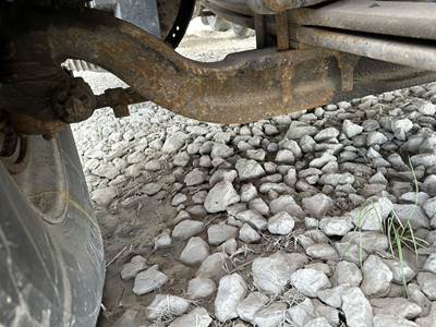 Meritor FF961 Front Axle Assembly for a Volvo VNL