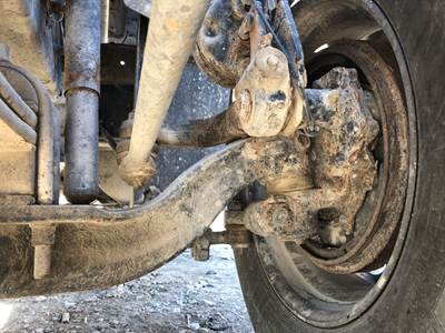 Meritor FF961 Front Axle Assembly for a Mack CH