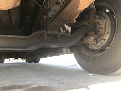 Meritor FF966 Front Axle Assembly for a Volvo VNL