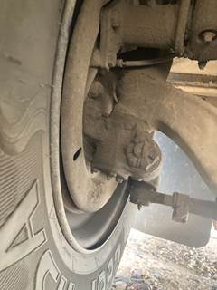 Meritor FF967 Front Axle Assembly for a Blue Bird A3FE