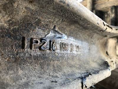 Meritor FF981 Front Axle Assembly for a Peterbilt 567