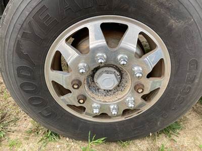 Meritor FF986 Front Axle Assembly for a International 9100