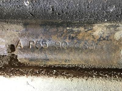 Meritor FL941 Front Axle Assembly for a Freightliner FLD120