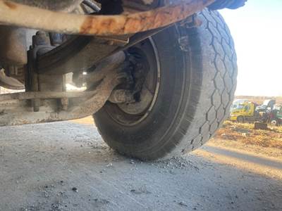 Meritor FL941 Front Axle Assembly for a Western Star 4800