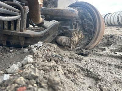 Meritor FL941 Front Axle Assembly for a Peterbilt 357