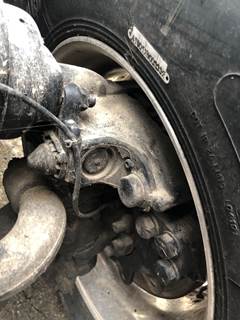 Meritor MFS-10 Front Axle Assembly for a Peterbilt 579