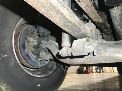 Meritor MFS-10 Front Axle Assembly for a Hino 268