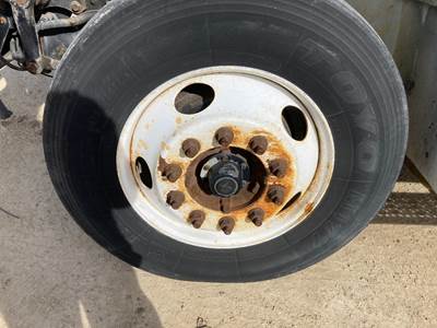 Meritor MFS-10 Front Axle Assembly for a International Durastar (4300)