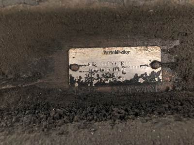 Meritor MFS-10 Front Axle Assembly for a Freightliner M2 106