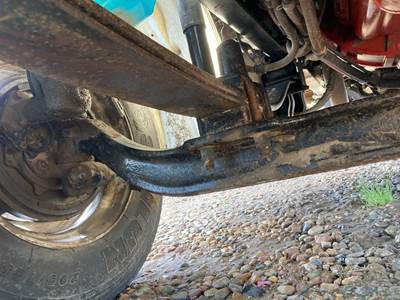 Meritor MFS-10 Front Axle Assembly for a Freightliner M2 106