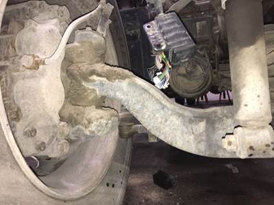 Meritor MFS-10 Front Axle Assembly for a Hino 268