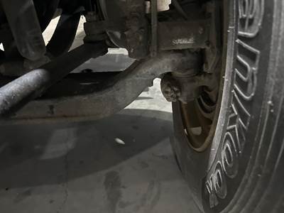 Meritor MFS-10 Front Axle Assembly for a Freightliner M2 106