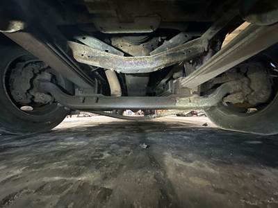 Meritor MFS-10 Front Axle Assembly for a GMC C7500