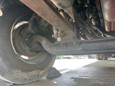 Meritor MFS-10 Front Axle Assembly for a International Durastar (4300)