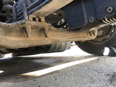 Meritor MFS-12 Front Axle Assembly for a Kenworth T680