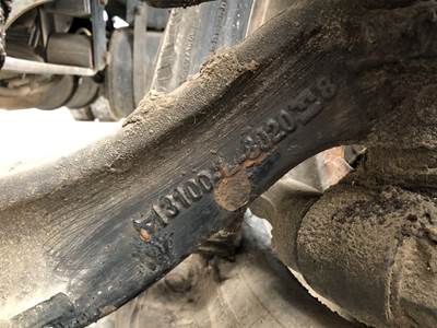 Meritor MFS-12 Front Axle Assembly for a Freightliner Cascadia