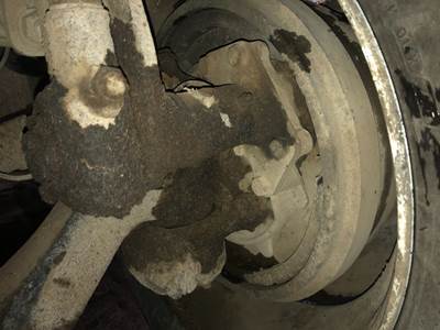 Meritor MFS-12 Front Axle Assembly for a Sterling A9513