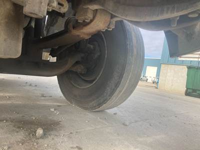 Meritor MFS-12 Front Axle Assembly for a Sterling A9513