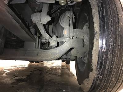 Meritor MFS-12 Front Axle Assembly for a Freightliner Cascadia