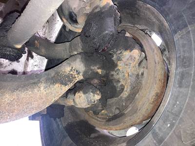 Meritor MFS-12 Front Axle Assembly for a International 9400