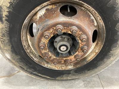 Meritor MFS-12 Front Axle Assembly for a Sterling A9513