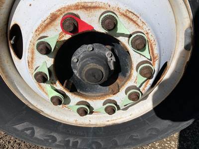 Meritor MFS-12 Front Axle Assembly for a International Durastar (4400)