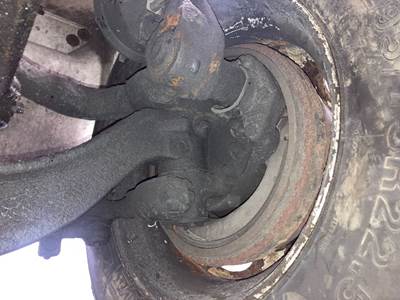 Meritor MFS-12 Front Axle Assembly for a International 9400