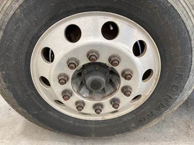 Meritor MFS-12 Front Axle Assembly for a Freightliner Cascadia