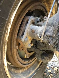 Meritor MFS-12 Front Axle Assembly for a Freightliner Cascadia