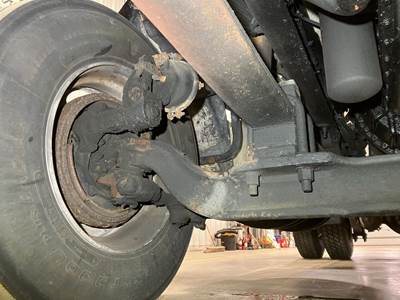 Meritor MFS-12 Front Axle Assembly for a Sterling A9513