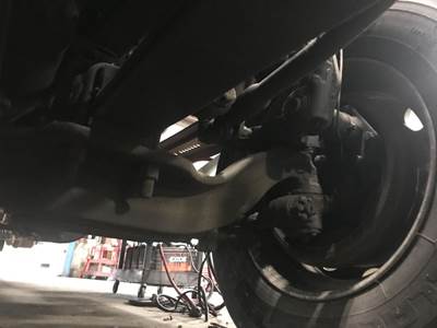 Meritor MFS-12 Front Axle Assembly for a Volvo VNL