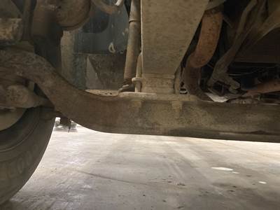 Meritor MFS-12 Front Axle Assembly for a Chevrolet C7500