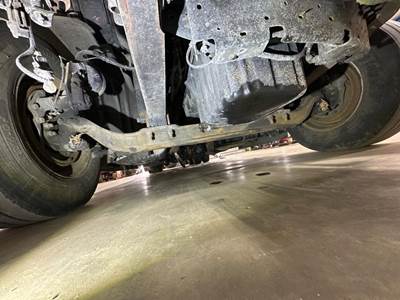 Meritor MFS-12 Front Axle Assembly for a Freightliner Cascadia
