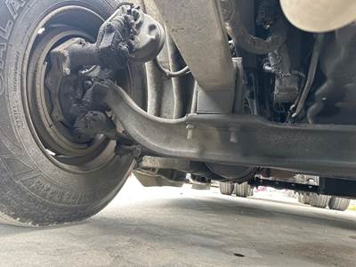 Meritor MFS-12 Front Axle Assembly for a International Prostar